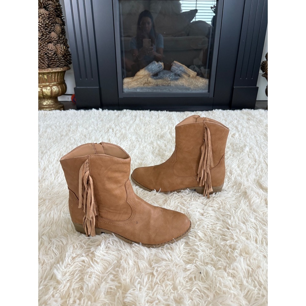 Levvy Tan Faux Suede Fringe Ankle Western‎ Cowgirl Boots - Size 6 1/2 women